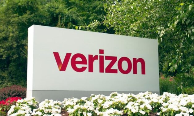 According to a Tier 2 technician at Verizon, there has been a deliberate and unauthorized shutdown of the U.S. electrical grid