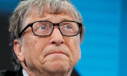 Bill Gates Vows to Use Mosquitoes As “Flying Vaccinators” Against Anti-Vaxxers